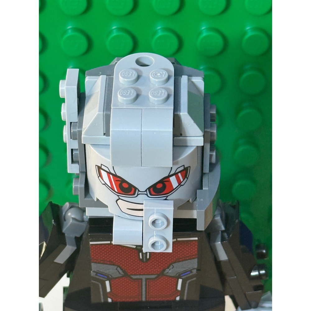 LEGO Marvel Super Heroes Giant-Man Buildable Figure Minifigure 76051 Civil War - Picture 6 of 8